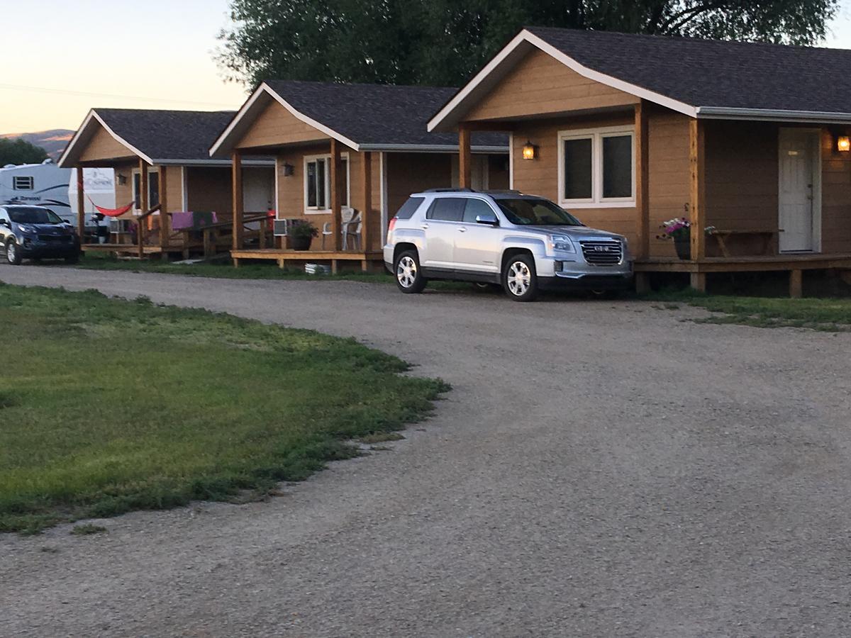 Pioneer Mountain Cabins Villa Butte Exterior foto